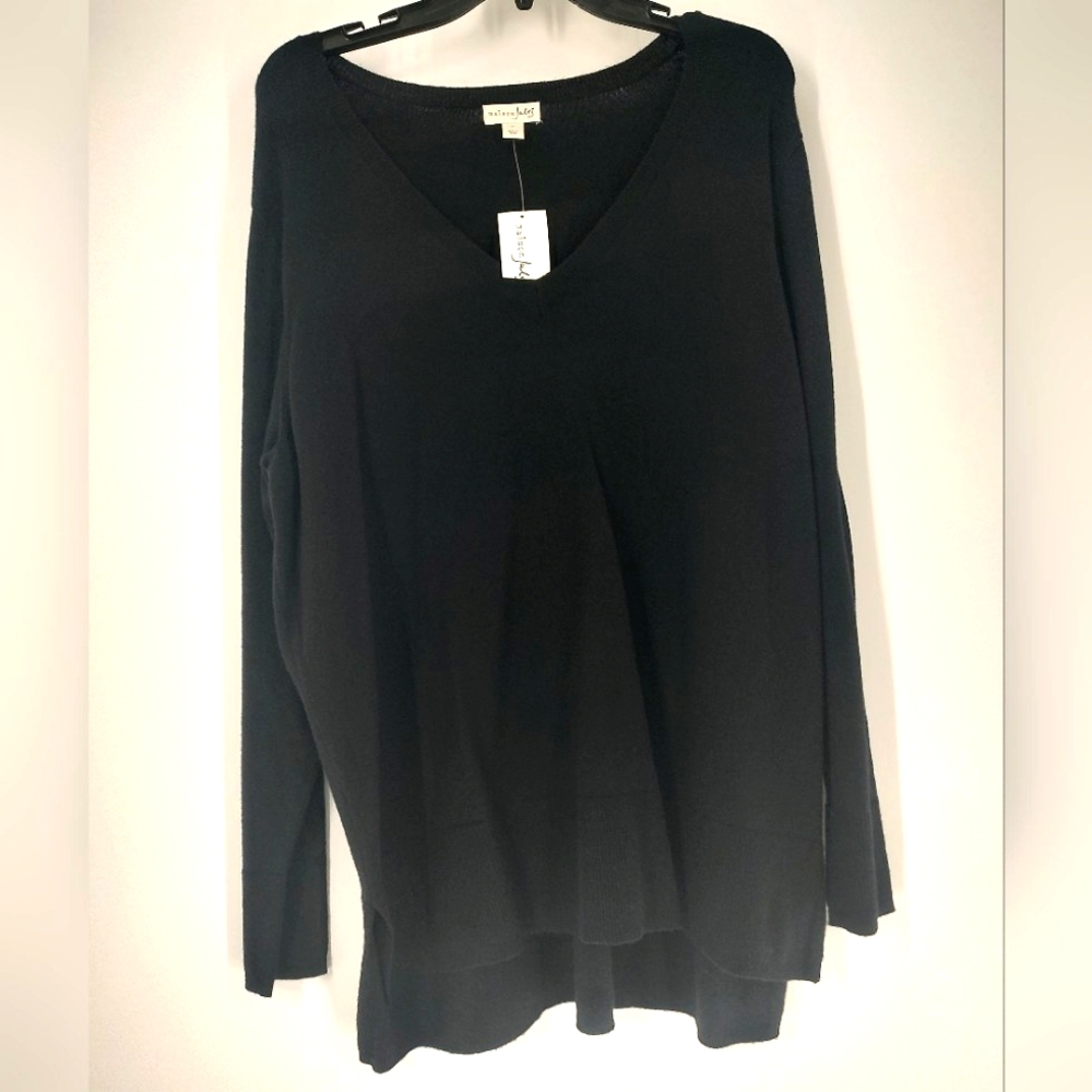 Maison Jules Women's Black V-Neck Top Size XL, NWT